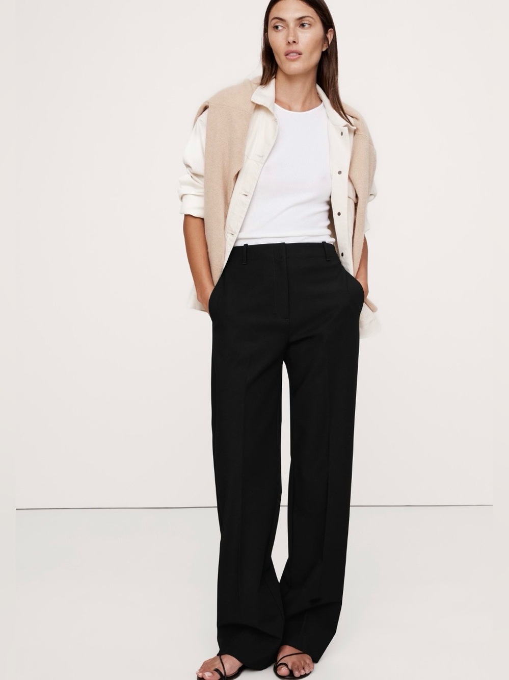 NWT-Banana Republic Black Ultra High-Rise Modern Straight City Stretch, Size 4